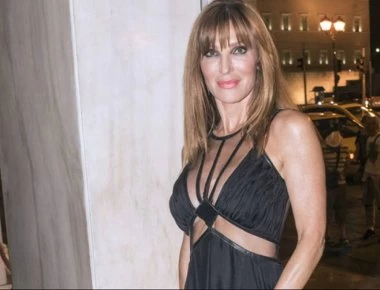 Φωτό: «Κόλαση» η Βίκυ Χατζηβασιλείου με το βαθύ ντεκολτέ της στον τελικό του My Style Rocks!